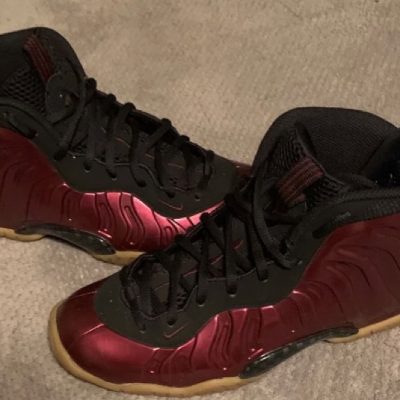 Nike Air Foamposite One Maroon | Shelflife Nike Air Foamposite One Maroon